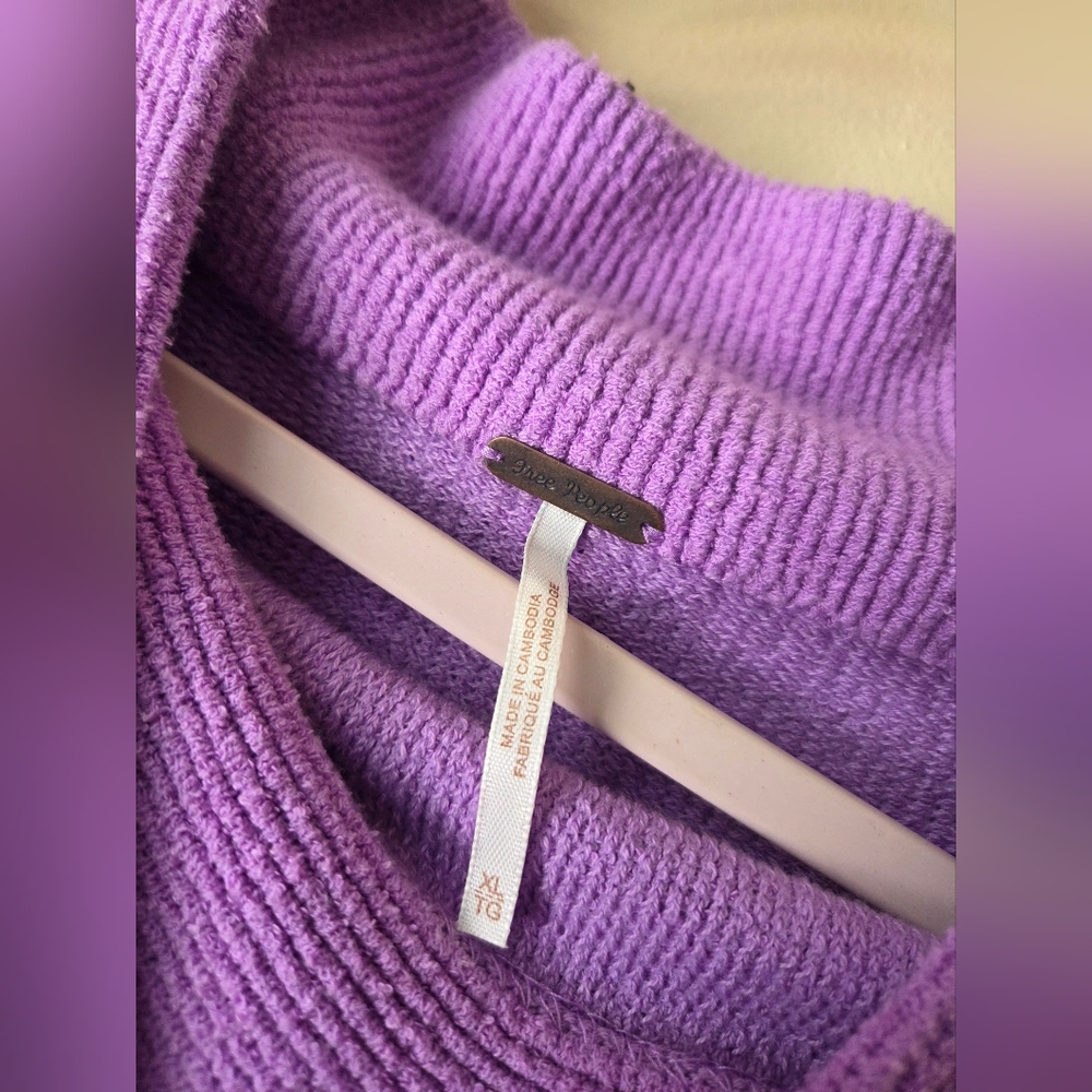 Free People Ottoman Tunic in Lavender (Misty Plum) - Picture 4 of 4